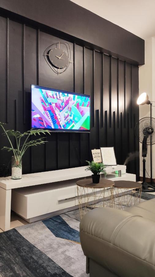 Resort Living Condominium Unit In Metro Manila Kültér fotó