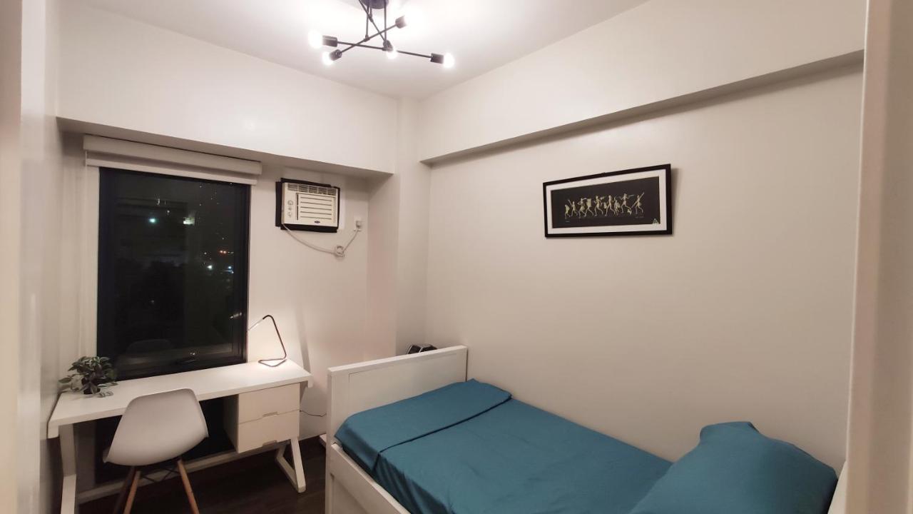 Resort Living Condominium Unit In Metro Manila Kültér fotó