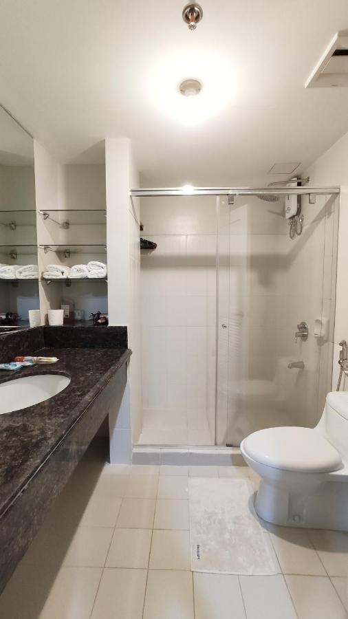 Resort Living Condominium Unit In Metro Manila Kültér fotó
